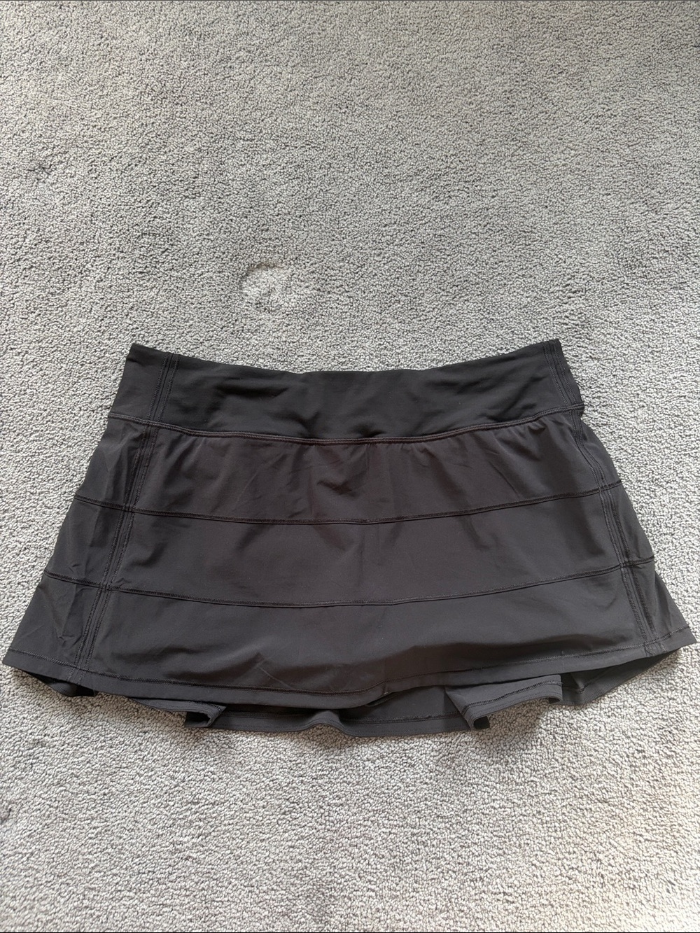 Lululemon Women’s Black Pace Rival MR Skirt Size 10